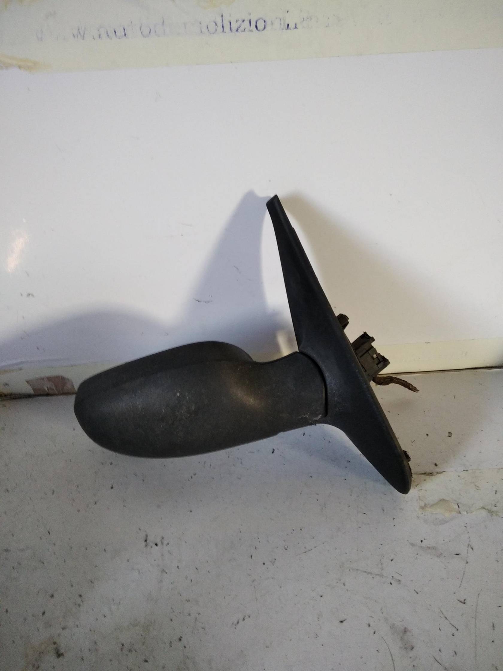 Retrovisore est. regolaz. elettr. dx.